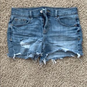 Old navy boyfriend shorts